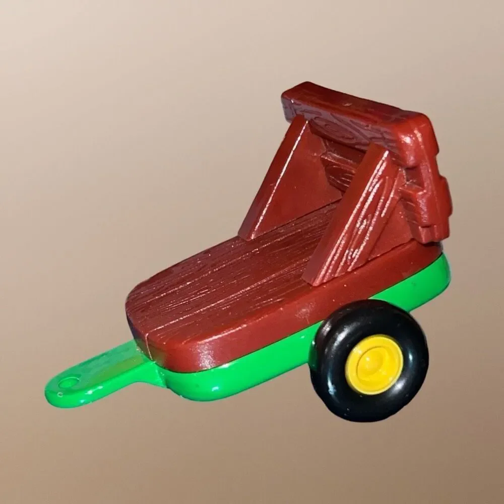 Ertl John Deere Plastic/Diecast Garden Trailer B1